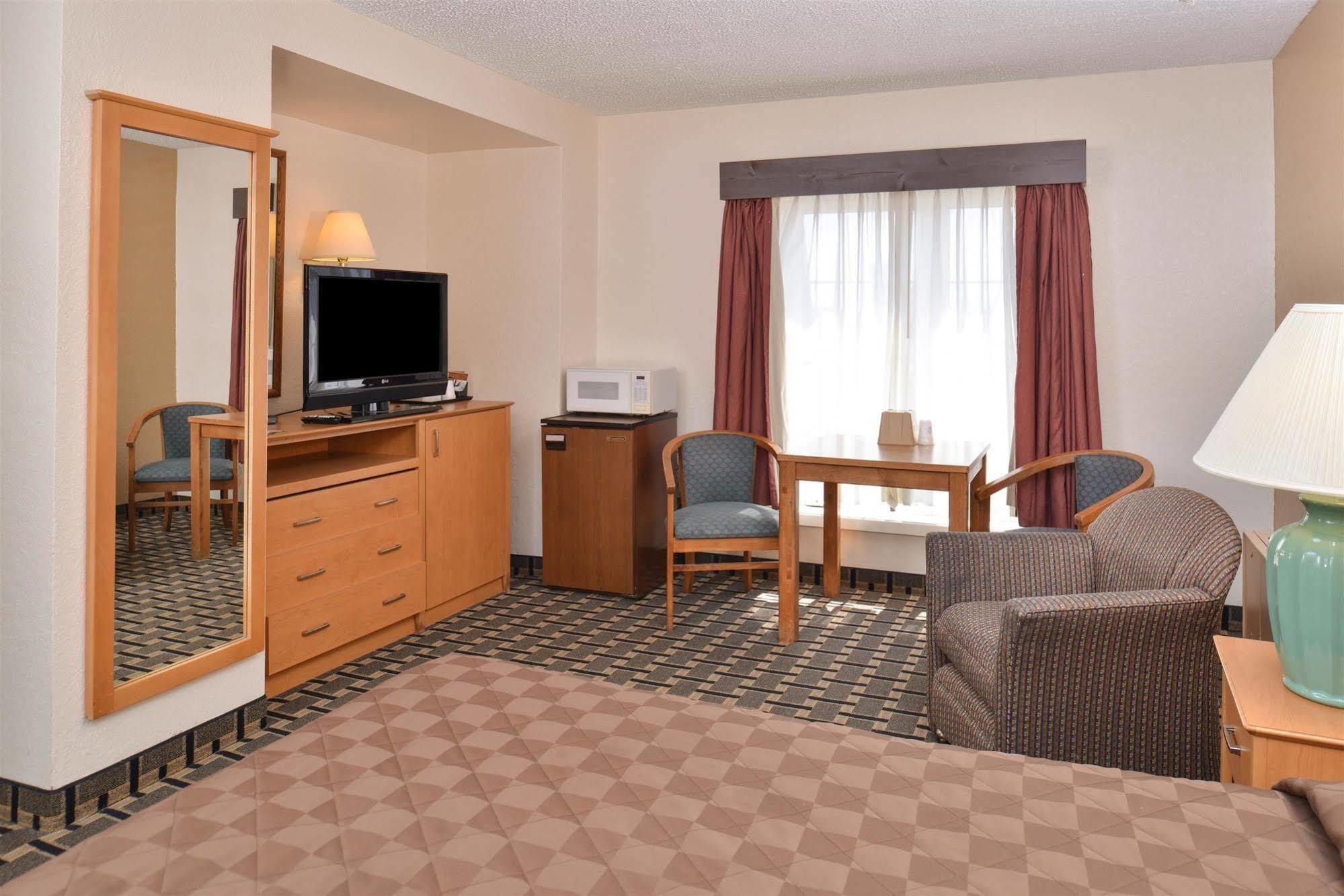 Americas Best Value Inn And Suites St. Cloud Saint Cloud Luaran gambar